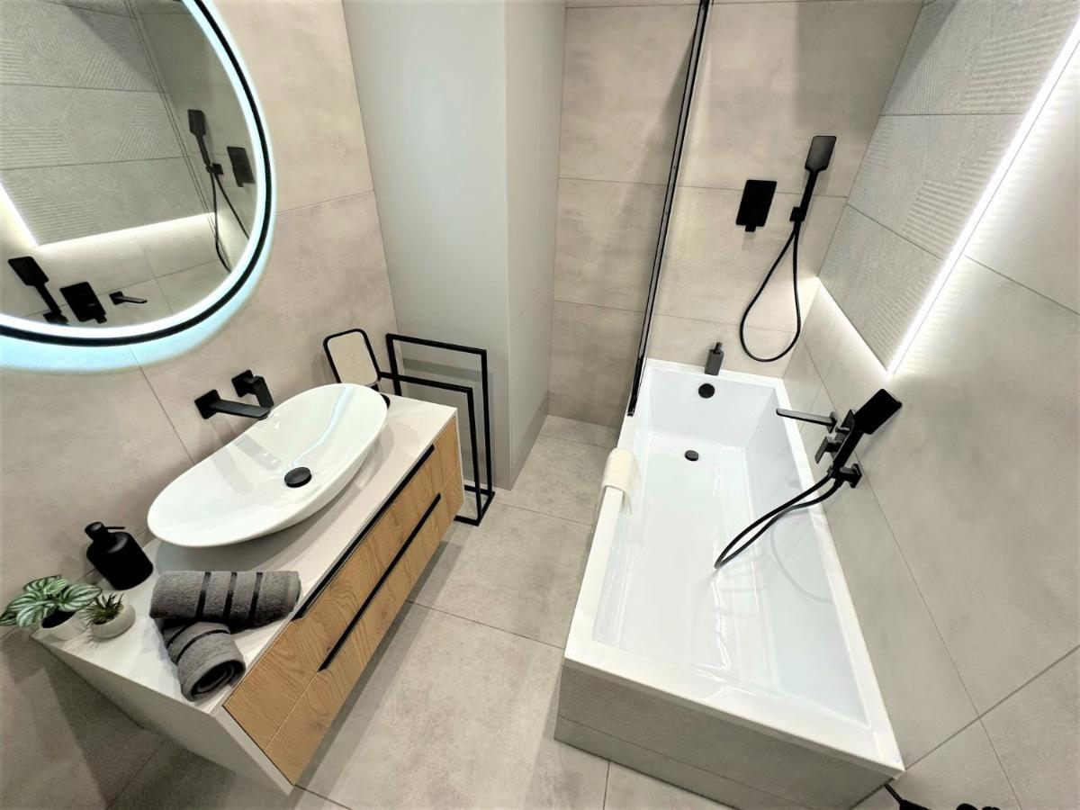 Luxury 100M2 Loft Design-Apartment At Wawel + Netflix Krakow Exterior photo